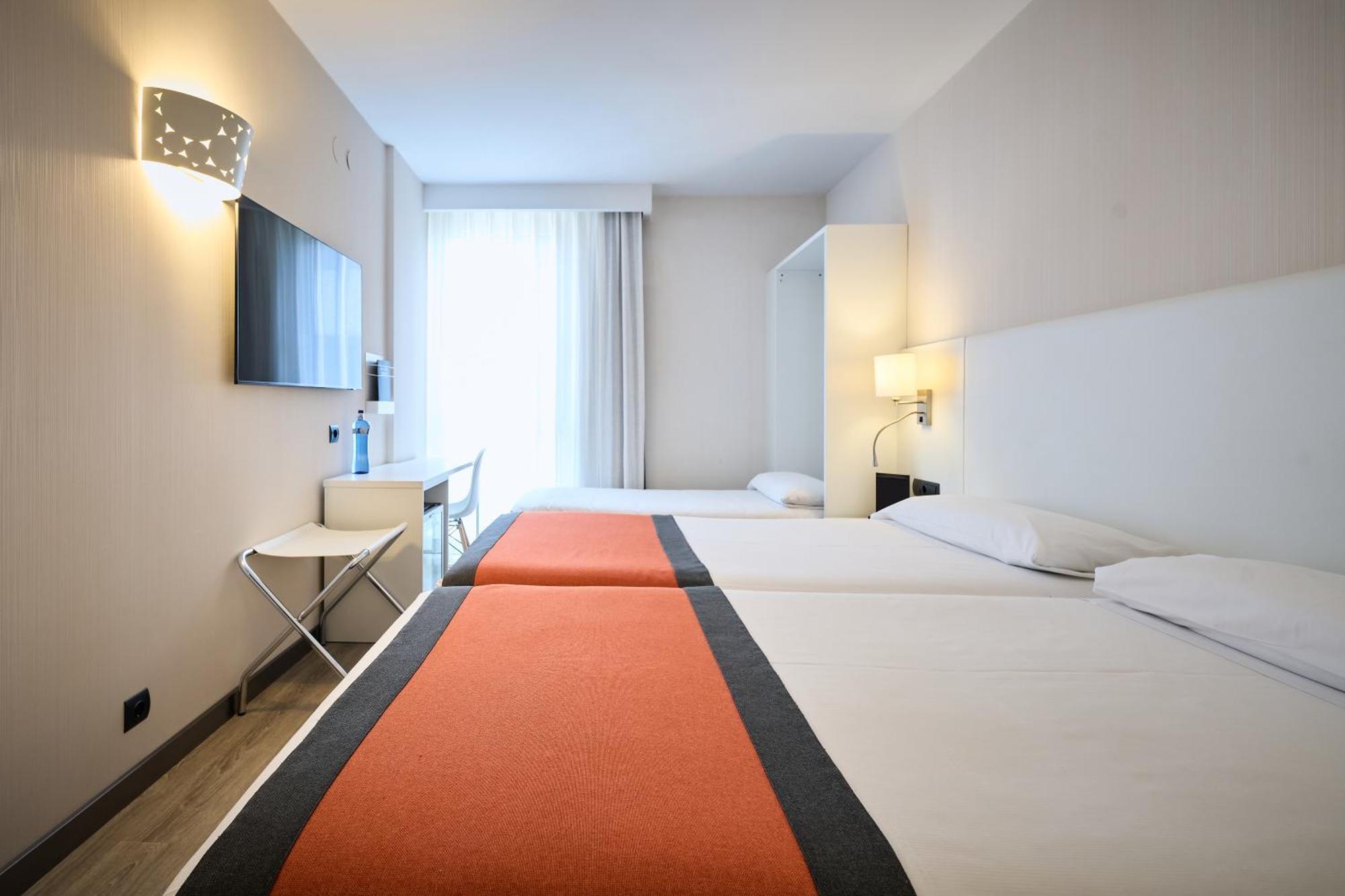 Hotel Catalonia Bristol à Sant Andreu de la Barca Chambre photo